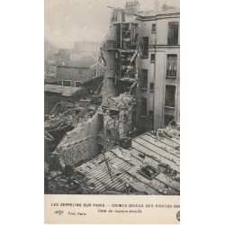 4 cpa 75 PARIS. Les Zeppelins maison éboulé, Monument de Raffet, Place Maubert et Eglise St-Nicolas du Chardonnet