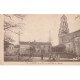 47 LANNES. L'Eglise et des boeufs sur la Place