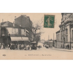 93 NOISY-LE-SEC. Café et kiosque à journaux rues de la Gare et de la Forge 1908