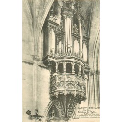 72 LA FERTE BERNARD. Le Buffet d'Orgues de l'Eglise