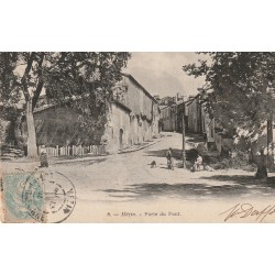 47 MEZIN. Porte du Pont petite animation 1905