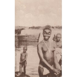 A.O.F Côte d'Ivoire BOUAKE. Jeune femme Ivoirienne aux seins nus ethniques