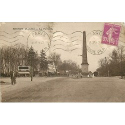 2 x cpa 91 BRUNOY. La Pyramide ave Tabac Buvette et la Mairie 1927