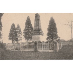 45 CRAVANT. Monument des Soldats morts 1870-71