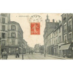 5 cpa 93 NOISY-LE-SEC. Familistère Rue Forge, Bd Gambetta, Mairie, Pont sur Canal et Gare avec tramway