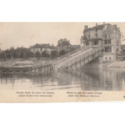 77 LAGNY-sur-MARNE. Reste du Pont détruit devant Hôtel restaurant Bellevue 1915