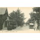 44 LA BAULE. Voiture ancienne Allée des Lilas