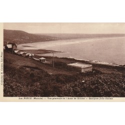 50 LES PIEUX. Quelque jolis chalets dans l'Anse de Sciotot