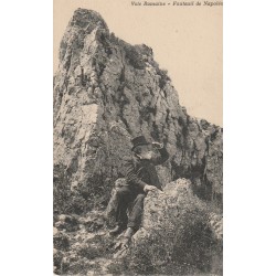 39 POLIGNY. Fauteuil de Napoléon avec personnage sur la Voie Romaine