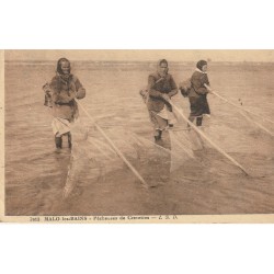 59 MALO-LES-BAINS. Pêcheuses de Crevettes 1925