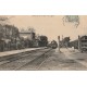 77 JUILLY. Train dans la Gare 1906