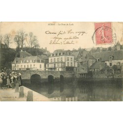 56 AURAY. Le Pont du Loch bien animé 1905