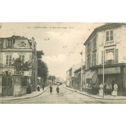 5 cpa 93 NOISY-LE-SEC. Boucherie rue Forge, vue générale, Mairie, la Vierge et Tabac rue Anatole France