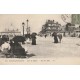 59 MALO-LES-BAINS. Promeneurs sur la Digue 1920
