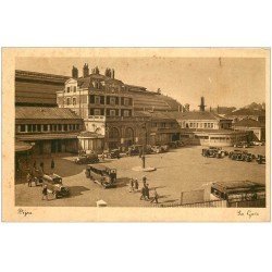 carte postale ancienne 21 DIJON. La Gare. Cars et voitures Taxis