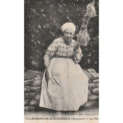 12 VILLEFRANCHE-DE-ROUERGUE. La Fileuse