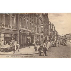 33 BORDEAUX. Les Allées de Tourny Coiffeur Tabac et Tramway