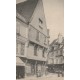 18 BOURGES. Vieille Maison Place Gordaine et nombreux commerces