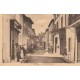 84 VALREAS. Commerces et animation Rue Saint-Antoine
