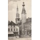 03 SAINT-POURCAIN-SUR-SIOULE. Beffroi et Fontaine Place de la Mairie, Pharmacie du Centre et Librairie Zahn 1943