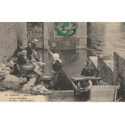 58 CORBIGNY. Joute oratoire entre lavandières au lavoir 1908