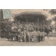 93 LE RAINCY. Le Kiosque à Musique bien animé vers 1905