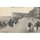 80 MERS-LES-BAINS. Esplanade de la Plage avec cyclistes