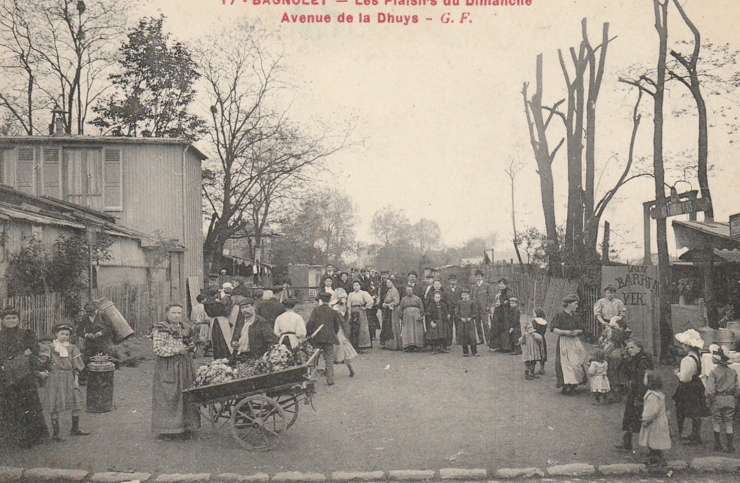 93 BAGNOLET. Les Plaisirs du Dimanche avenue de la Dhuys avec "Aux Barreaux Verts" 1914