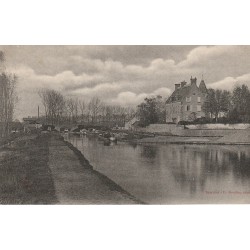 18 LA GUERCHE. Le Port du Canal avec Péniches 1903
