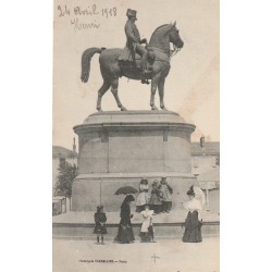85 LA ROCHE-SUR-YON. Statue de Napoléon Ier belle animation 1918