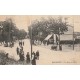 93 BAGNOLET. Café et promeneurs rue de Paris (rue aujourd'hui disparue)...