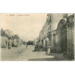 carte postale ancienne 21 SEMUR. La Rue de la Liberté