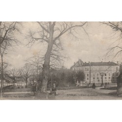88 EPINAL. Cours et Collège avec personnage 1916