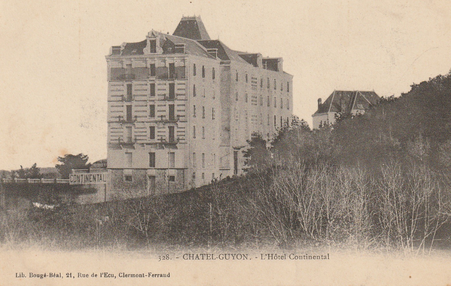 CPA 63 - CHÂTEL-GUYON : VUE PRISE DU CHALUSSET (PUY-DE-DÔME) - ÉCRITE