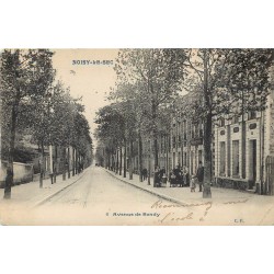 93 NOISY-LE-SEC. Animation devant l'Ecole avenue de Bondy 1908