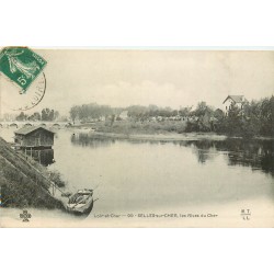 41 SELLES-SUR-CHER. Bateau Lavoir sur les Rives du Cher