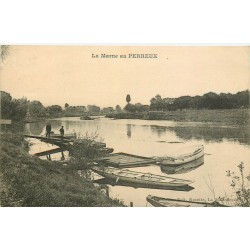 94 PERREUX. Barques de pêcheurs sur la Marne
