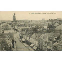 80 MONTDIDIER. Vue prise de l'Hôtel de Ville avec son Eglise 1915