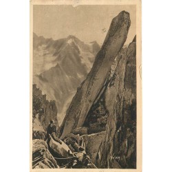 74 CHAMONIX-MONT-BLANC. Alpinistes Tour Arête de Blaitière 1933