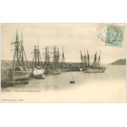 carte postale ancienne 22 BINIC. Rentrée des Navires Islandais 1903