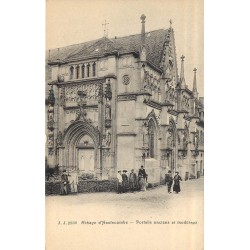 73 HAUTECOMBE. Portails anciens et modernes de l'Abbaye